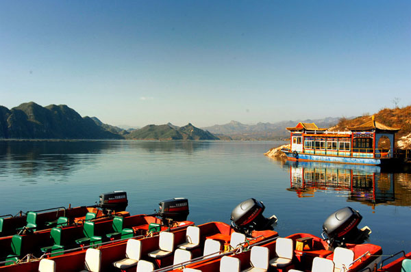 宝丰二高教师集体签订《杜绝有偿补课和教师违规收受礼品礼金承诺书》【IM电竞官网】(图3) IM电竞