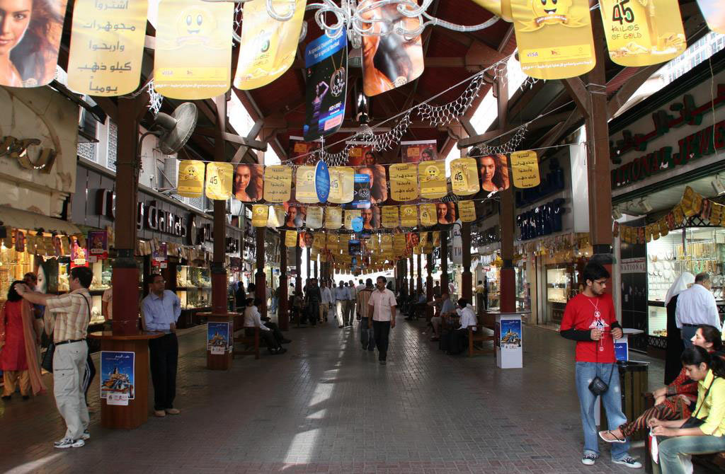 【IM电竞】
画的太形象了 男子眼中女人洗澡前、洗澡后的区别....扎心!(图1) IM电竞